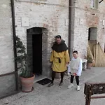 Nel Castello Presso Gubbio Apartmán *