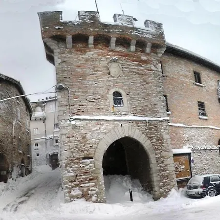 Nel Castello Presso Gubbio *