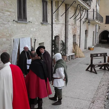 Nel Castello Presso Gubbio 公寓 *