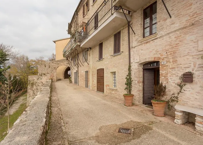 Nel Castello Presso Gubbio *